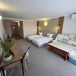 Mirana Family Hotel 3*
