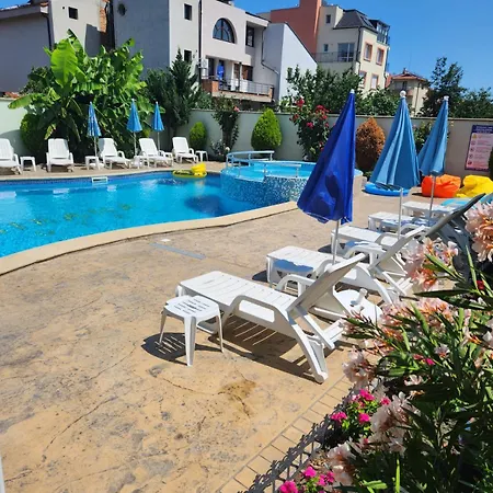 Mirana Family Hotell