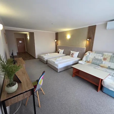 Mirana Family Hotell 3*